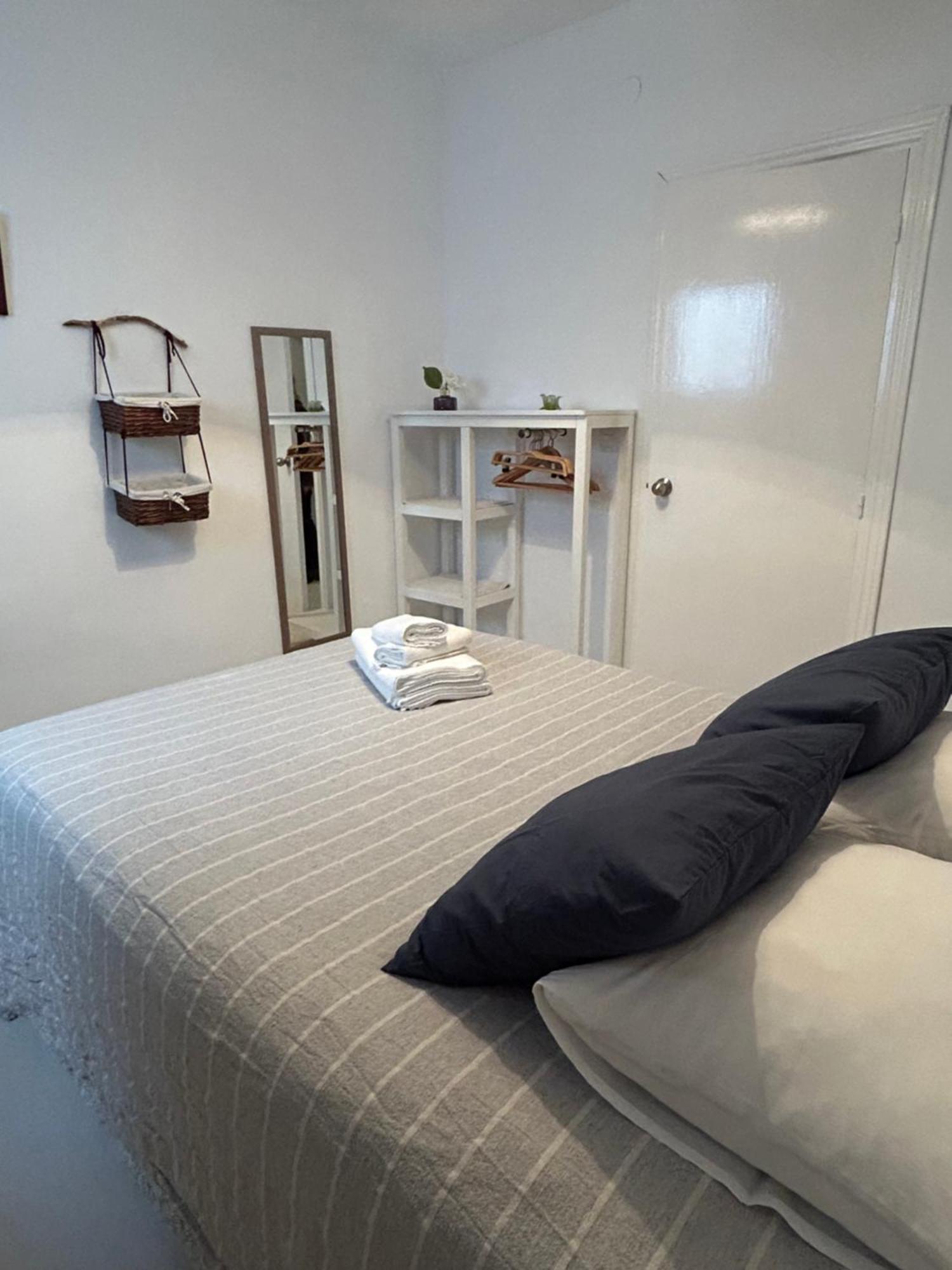Apartmán Son De Mar 1 Bolonia Exteriér fotografie