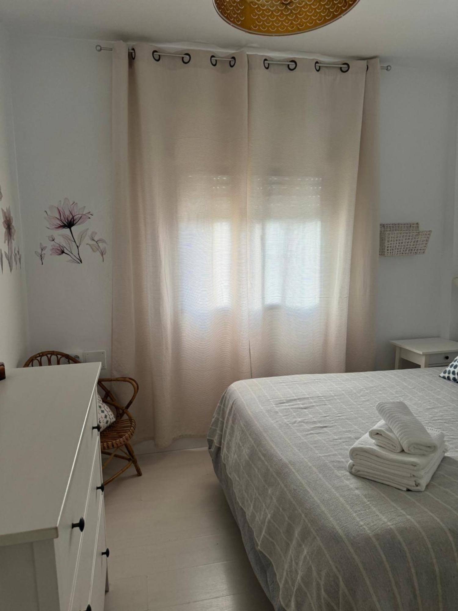 Apartmán Son De Mar 1 Bolonia Exteriér fotografie
