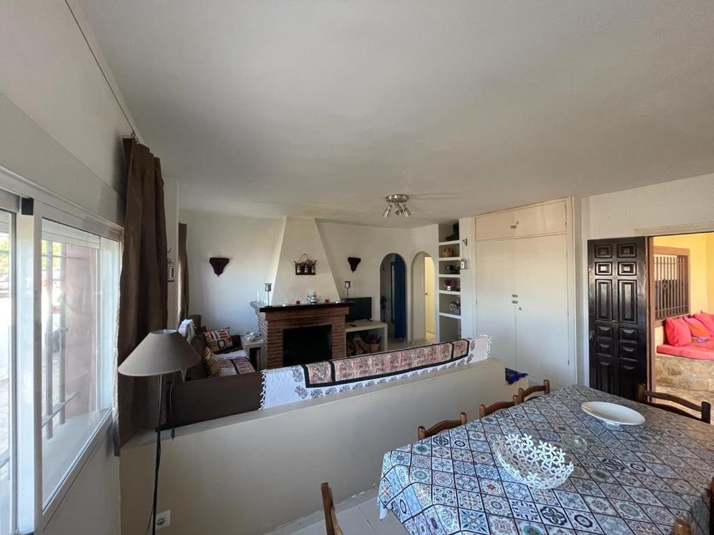 Apartmán Son De Mar 1 Bolonia Exteriér fotografie